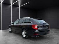 Gebraucht Skoda Superb Ambition 140 PS (102 kW) 2013 Schwarz Kombi