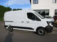 Neu Renault Master Play 131 PS (96 kW) 2025 Mineral weiss Van / Kleinbus