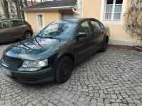 Gebraucht VW Passat Basis 125 PS (91 kW) 1997 Grün Limousine