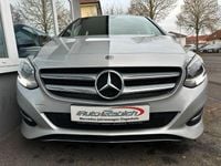 Gebraucht Mercedes B180 Business 122 PS (89 kW) 2017 Silber Van / Kleinbus