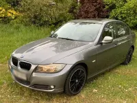 Gebraucht BMW 320 170 PS (125 kW) 2009 Grau Limousine