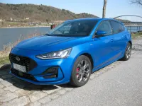 Usata Ford Focus ST-Line 124 CV (91 kW) 2023 Blu Berlina