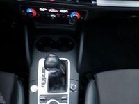 Gebraucht Audi e-tron S-Line 150 PS (110 kW) 2017 Grau SUV