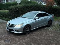 Gebraucht Mercedes E350 Avantgarde 265 PS (194 kW) 2011 Grau Coupé