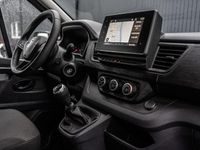 Gebraucht Renault Trafic 150 PS (110 kW) 2022 Silber Van / Kleinbus