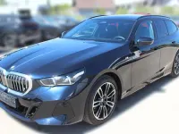Gebraucht BMW 520 M Sport 208 PS (152 kW) 2025 Schwarz Kombi