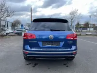 Gebraucht VW Touareg R-line 262 PS (192 kW) 2015 Blau SUV
