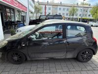Second-hand Renault Twingo 76 CP (55 kW) 2007 Negru Hatchback