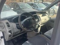 Gebraucht Renault Trafic 90 PS (66 kW) 2010 Weiß Van / Kleinbus