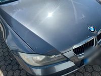 Gebraucht BMW 318 2005 Grau Limousine