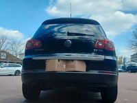 Gebraucht VW Tiguan Team 140 PS (102 kW) 2010 Schwarz SUV