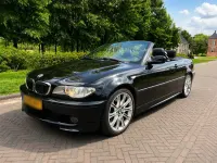 Gebraucht BMW 330 Cabriolet 231 PS (169 kW) 2003 Schwarz Cabrio