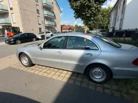 Gebraucht Mercedes E200 163 PS (119 kW) 2005 Grau Limousine