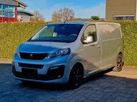 Gebraucht Peugeot Expert Premium 116 PS (85 kW) 2017 Gris aluminium metallic Van