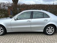 Gebraucht Mercedes E200 Classic 163 PS (119 kW) 2008 Silber Limousine