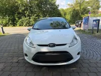 Gebraucht Ford Fiesta Titanium 97 PS (71 kW) 2010 Weiß Limousine