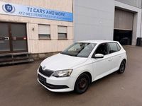 Gebraucht Skoda Fabia Ambition 60 PS (44 kW) 2015 Weiß Limousine