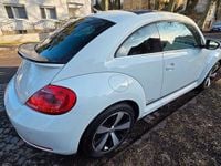 Gebraucht VW Beetle Cup 105 PS (77 kW) 2014 Weiß Kleinwagen