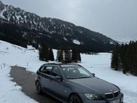 Gebraucht BMW 330 231 PS (169 kW) 2006 Grau Kombi
