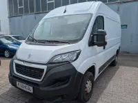 Gebraucht Peugeot Boxer Premium 140 PS (102 kW) 2021 Weiß Van