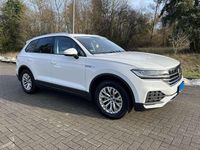 Gebraucht VW Touareg 231 PS (169 kW) 2020 Weiß SUV