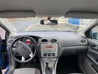 Gebraucht Ford Focus 110 PS (80 kW) 2008 Blau Limousine
