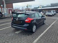 Gebraucht Ford Focus 116 PS (85 kW) 2012 Schwarz Kombi