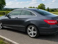 Gebraucht Mercedes E200 AMG 184 PS (135 kW) 2012 Grau Coupé