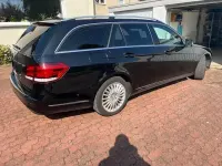 Gebraucht Mercedes E200 Elegance 136 PS (100 kW) 2014 Schwarz Limousine
