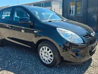 Gebraucht Hyundai i20 Edition 77 PS (56 kW) 2011 Schwarz Kleinwagen