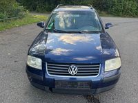 Gebraucht VW Passat 131 PS (96 kW) 2004 Blau Kombi