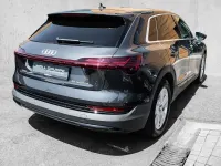 Gebraucht Audi e-tron Ambiente 230 kW (313 PS) 2022 Manhattangrau metallic SUV