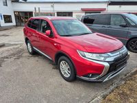 Gebraucht Mitsubishi Outlander Diamant Edition 150 PS (110 kW) 2020 Rot SUV