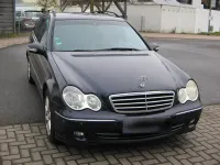 Gebraucht Mercedes C220 Avantgarde 150 PS (110 kW) 2006 Blau Kombi