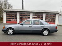 Gebraucht Mercedes E230 132 PS (97 kW) 1992 Grau Limousine