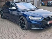 Gebraucht Audi S8 572 PS (420 kW) 2020 Blau Limousine