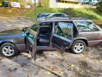 Używany Mercedes E230 136 KM (100 kW) 1992 Brązowy Kombi