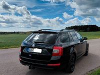 Second-hand Skoda Octavia Active 150 CP (110 kW) 2016 Negru Break