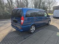 Gebraucht Mercedes Viano 163 PS (119 kW) 2012 Blau Van / Kleinbus