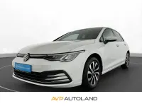 Gebraucht VW Golf VII Active 150 PS (110 kW) 2021 Weiß Kleinwagen