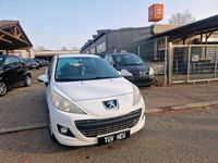 Gebraucht Peugeot 207 95 PS (69 kW) 2011 Weiß Kleinwagen