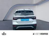 Używany VW T-Cross Active 110 KM (80 kW) 2022 Srebrny SUV