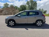 Gebraucht Peugeot 2008 Allure 82 PS (60 kW) 2016 Grau SUV