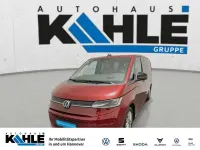 Gebraucht VW Multivan Life 150 PS (110 kW) 2022 Fortanarot metallic Van / Kleinbus