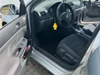 Gebraucht VW Jetta 140 PS (102 kW) 2007 Silber Limousine