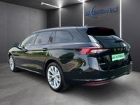 Gebraucht Skoda Superb Selection 150 PS (110 kW) 2024 Ebony schwarz metallic Kombi