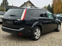 Usata Ford Focus Style 101 CV (74 kW) 2008 Nero Station wagon