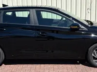 Neu Hyundai i20 Trend 90 PS (66 kW) 2025 Schwarz Kleinwagen