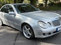 Gebraucht Mercedes E220 170 PS (125 kW) 2008 Silber Limousine