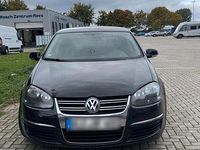 Gebraucht VW Jetta 122 PS (89 kW) 2007 Schwarz Limousine